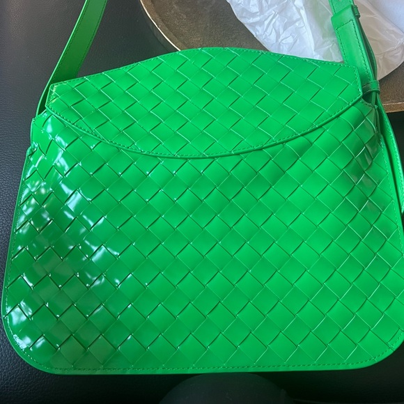 Bottega Veneta Intrecciato Weave Bag - Picture 4 of 9